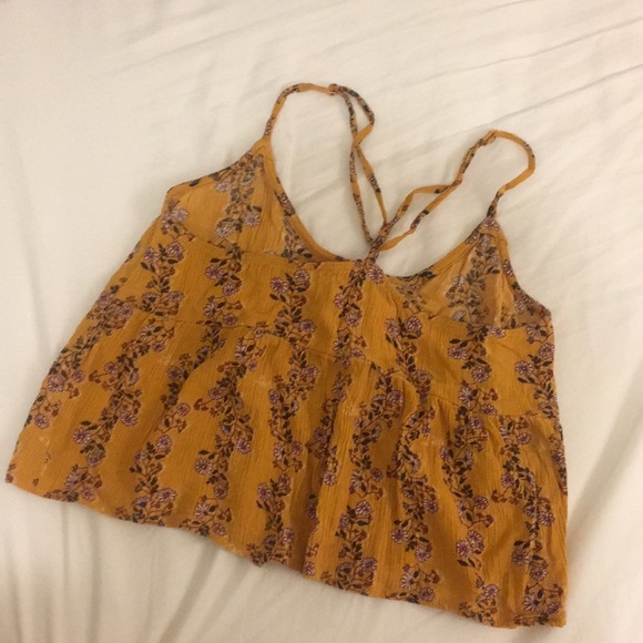 Must have top - Picture 2 of 3